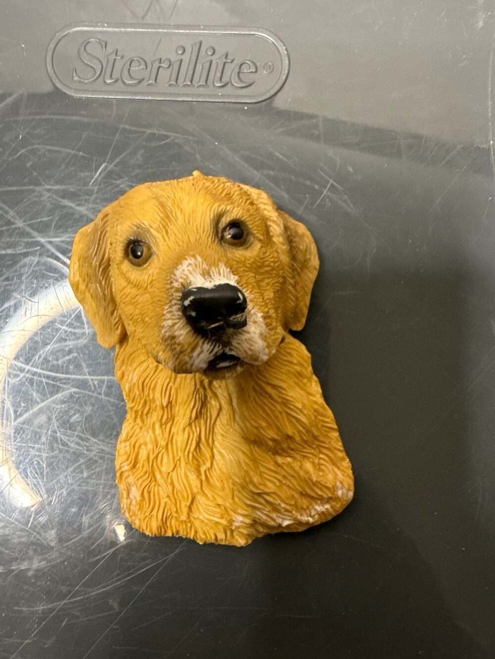 Vintage Golden Retriever Dog Resin Refrigerator Magnet 1998